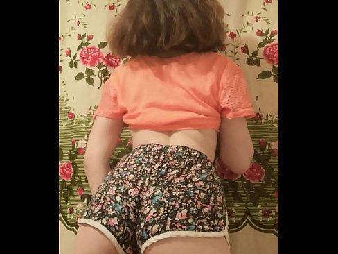 ❤️ Сексуалды жас сәби камерада шорттарын шешіп жатыр Порно видео kk.porno-filmy.ru ❌️❤