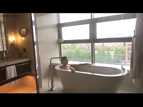 ❤️ Керемет сәби Жуынатын бөлмеде оның кискасын құмарта тартып жатыр Порно видео kk.porno-filmy.ru ❌️❤